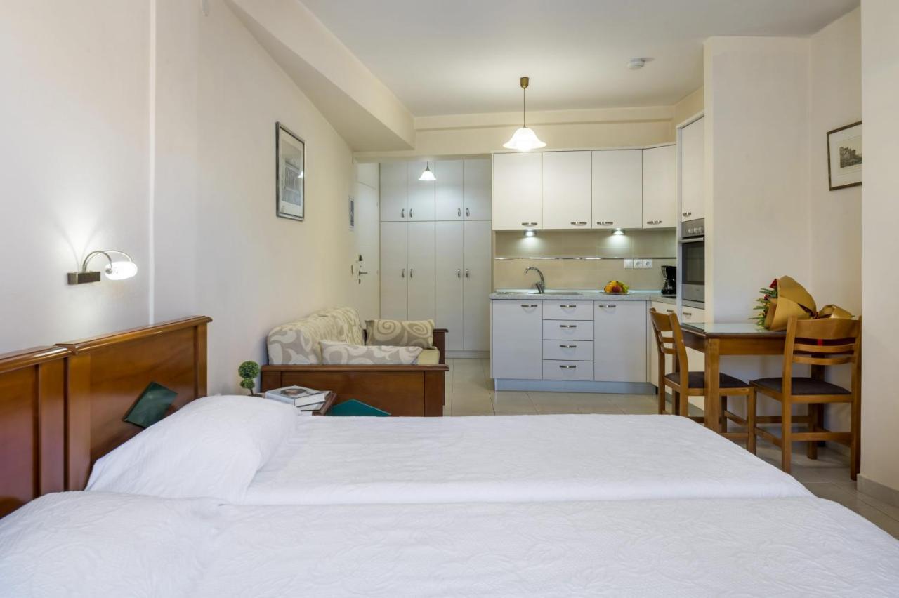 Rouchotas Apartments Аргостолион Экстерьер фото
