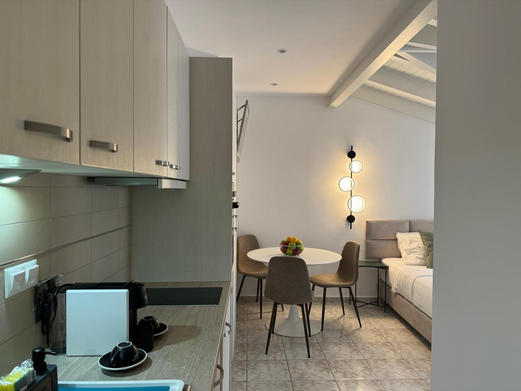 Rouchotas Apartments Аргостолион Экстерьер фото